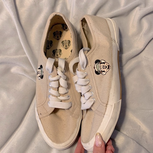 Disney safari Mickey canvas lace up sneaker size 10 animal kingdom Disney world - Picture 1 of 7